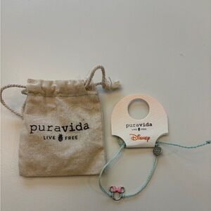 Disney Pura Vida Minnie Mouse Bracelet NWT!! Green and Silver. Retired